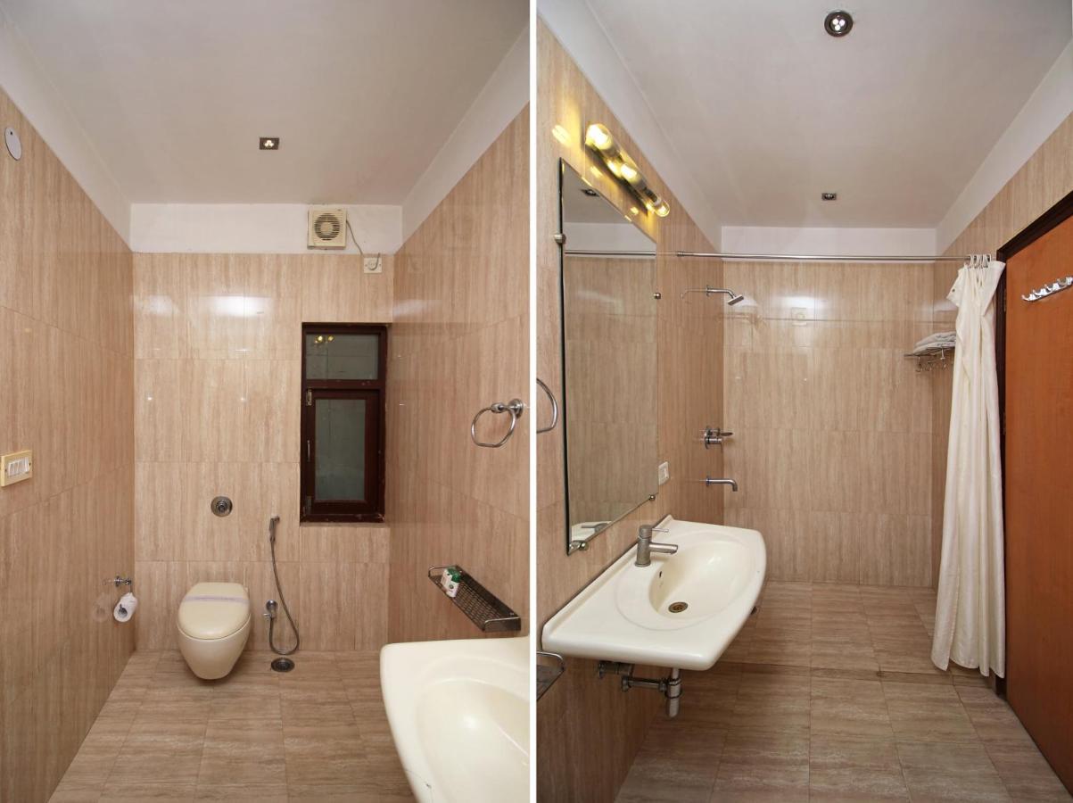 Oyo 5915 Hotel Swagath New Delhi Luaran gambar