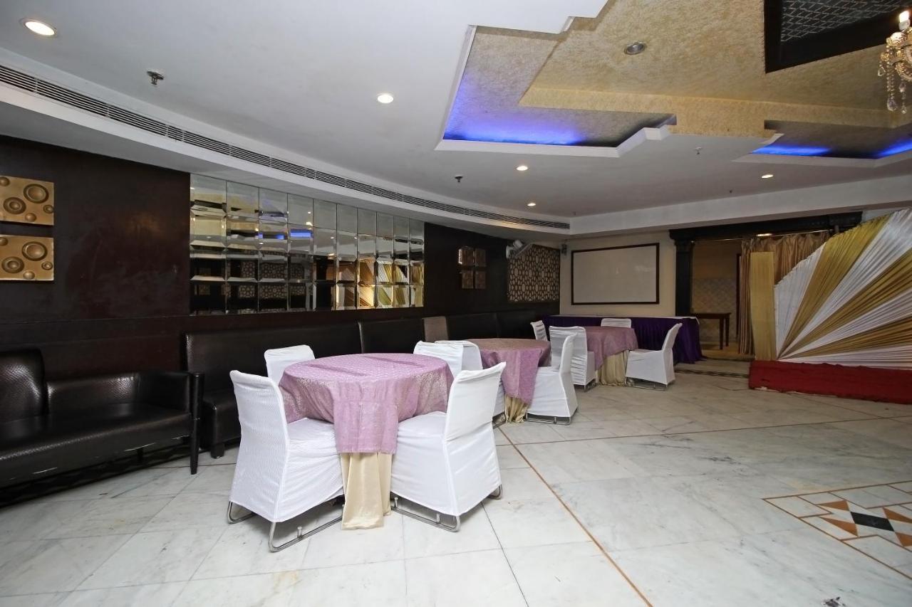 Oyo 5915 Hotel Swagath New Delhi Luaran gambar