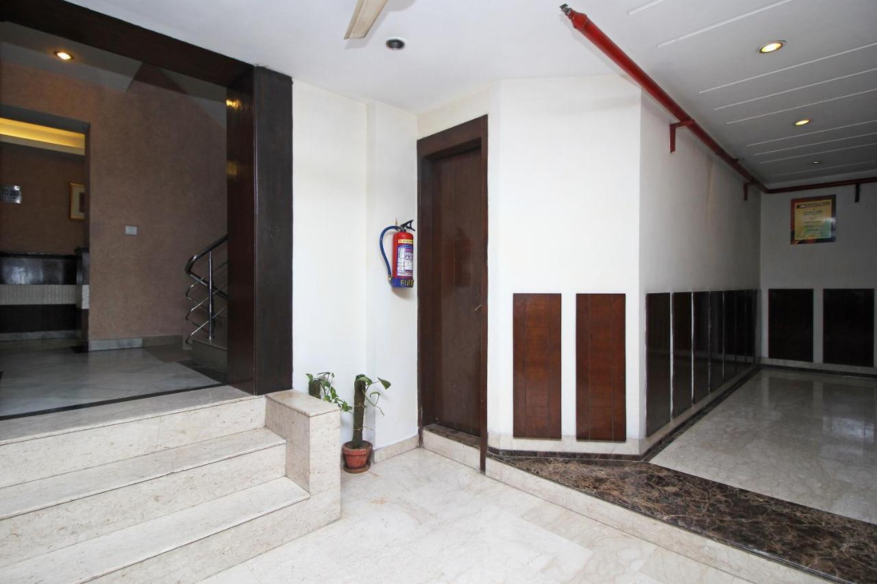 Oyo 5915 Hotel Swagath New Delhi Luaran gambar